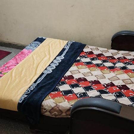 Sanat Kumar Das Yatri Niwas Ayodhya 外观 照片